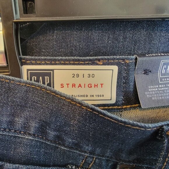 ⭐GAP Men's 29x30 Straight Leg Denim Jeans Classic Dark Wash Blue New - Picture 4 of 7